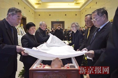 http://rumicn.com/uploadfile/2015/0416/20150416024857351.jpg