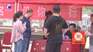 我市舉辦第十一屆“中國統(tǒng)計(jì)開放日”暨第七次全國人口普查宣傳月啟動(dòng)儀式